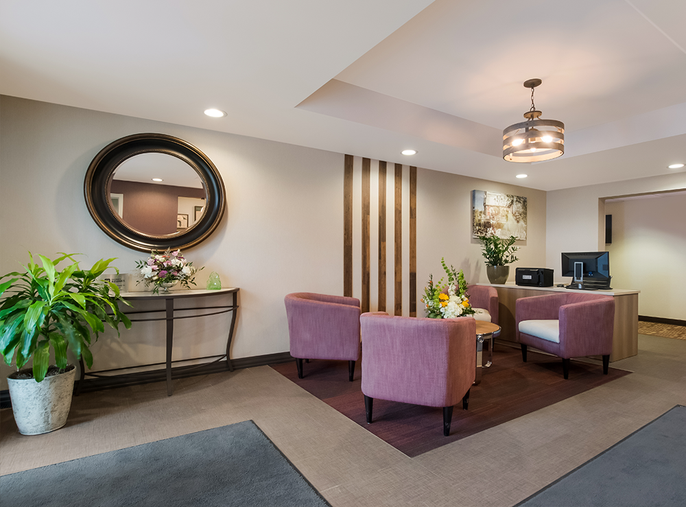 Guest check-in area at Best Western Colonel Butler Inn in Niagara-on-the-Lake. 